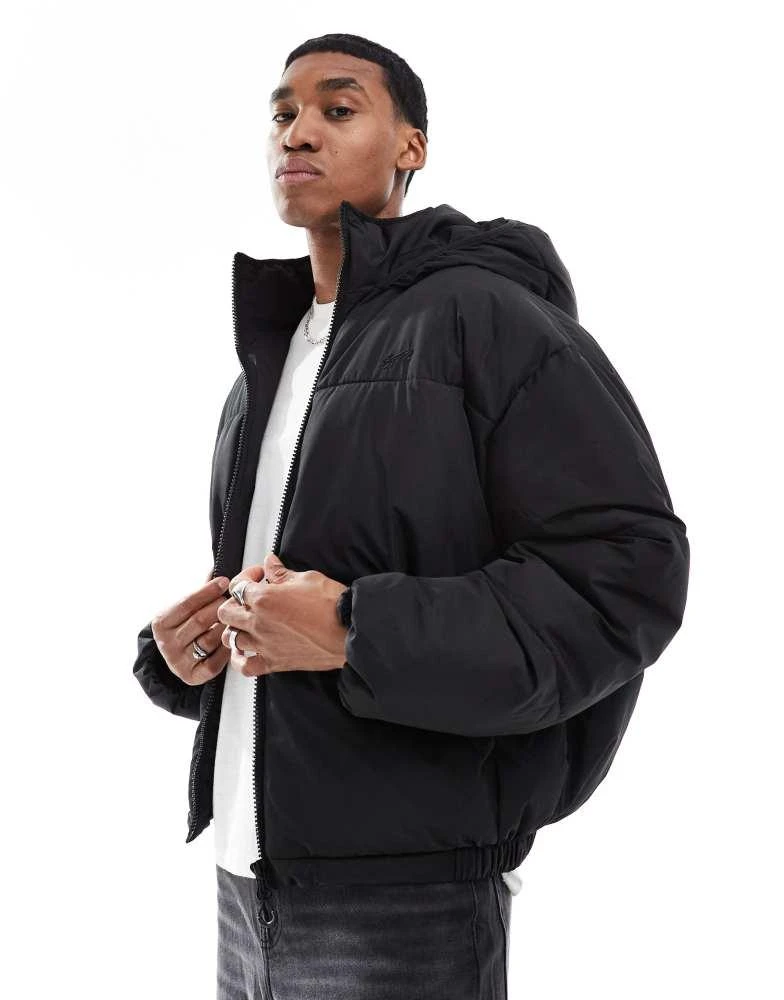 Pull&Bear Pull&Bear boxy puffer jacket with hood in black Coats