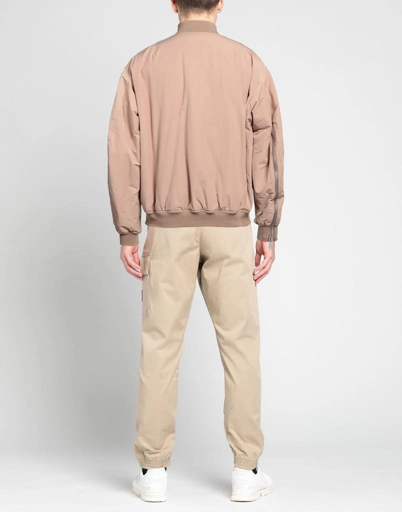 424 Bomber 3