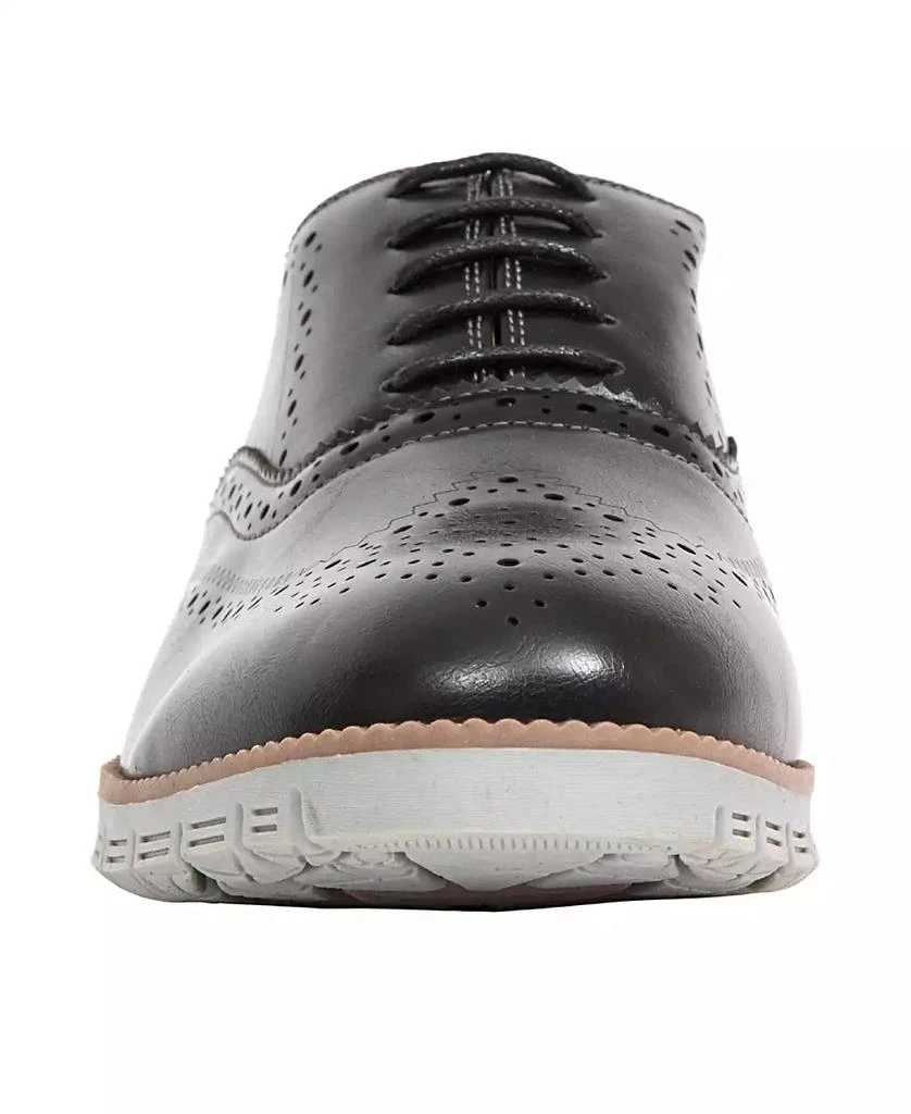 Deer Stags Little Boys Benton Jr Wingtip Hybrid Dress Sneaker 8