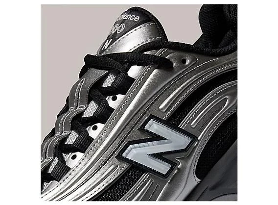 New Balance 1000 6