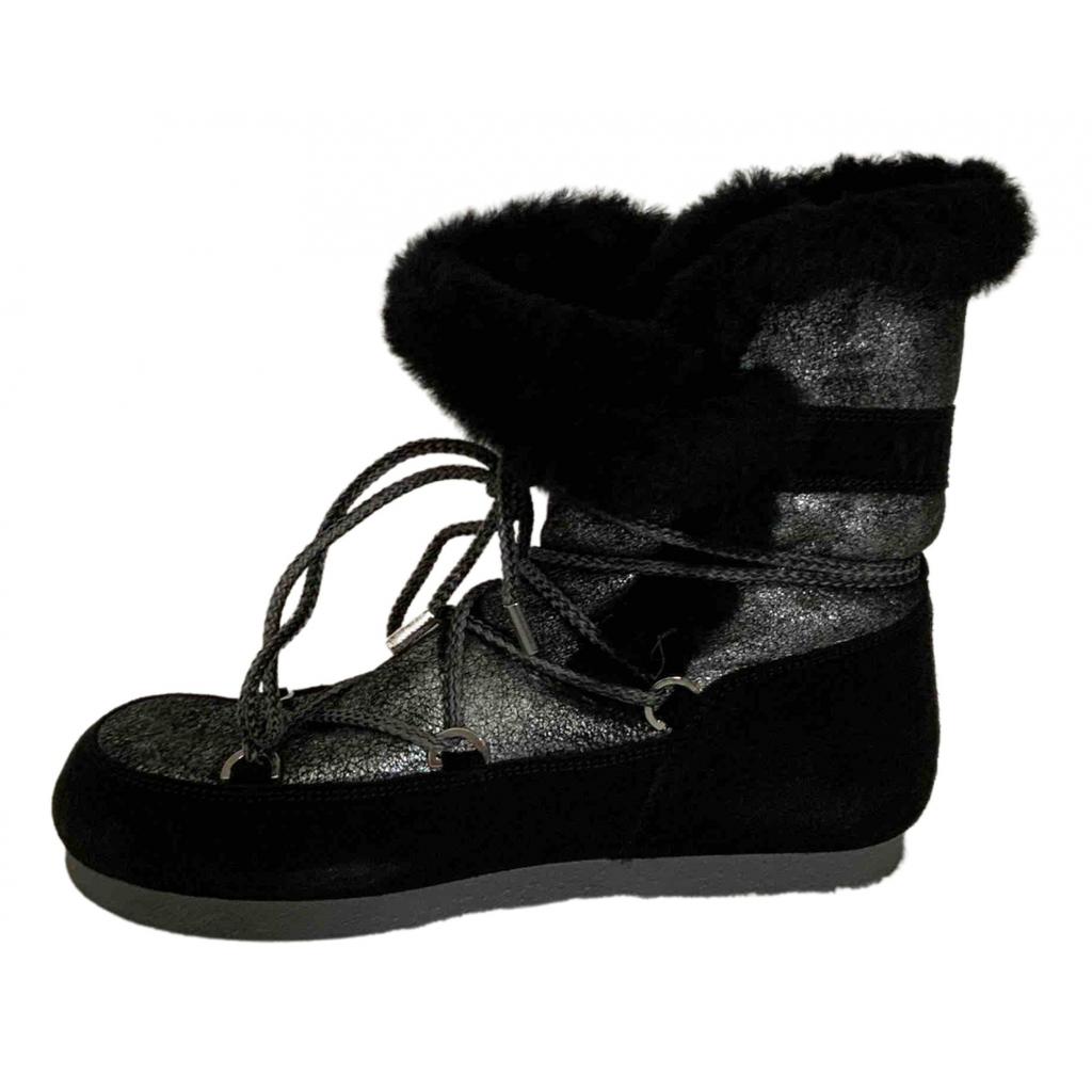 Moon boot far side cheapest high with fur