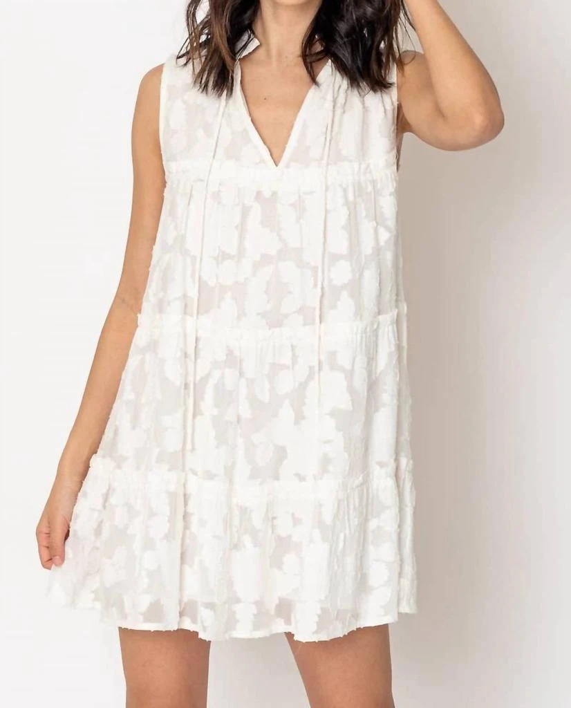 En Creme Sleeveless Burnout Dress In White 1