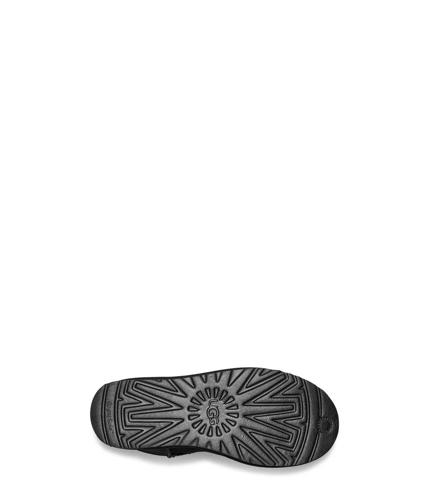 UGG Classic Mini Bailey Zip 3