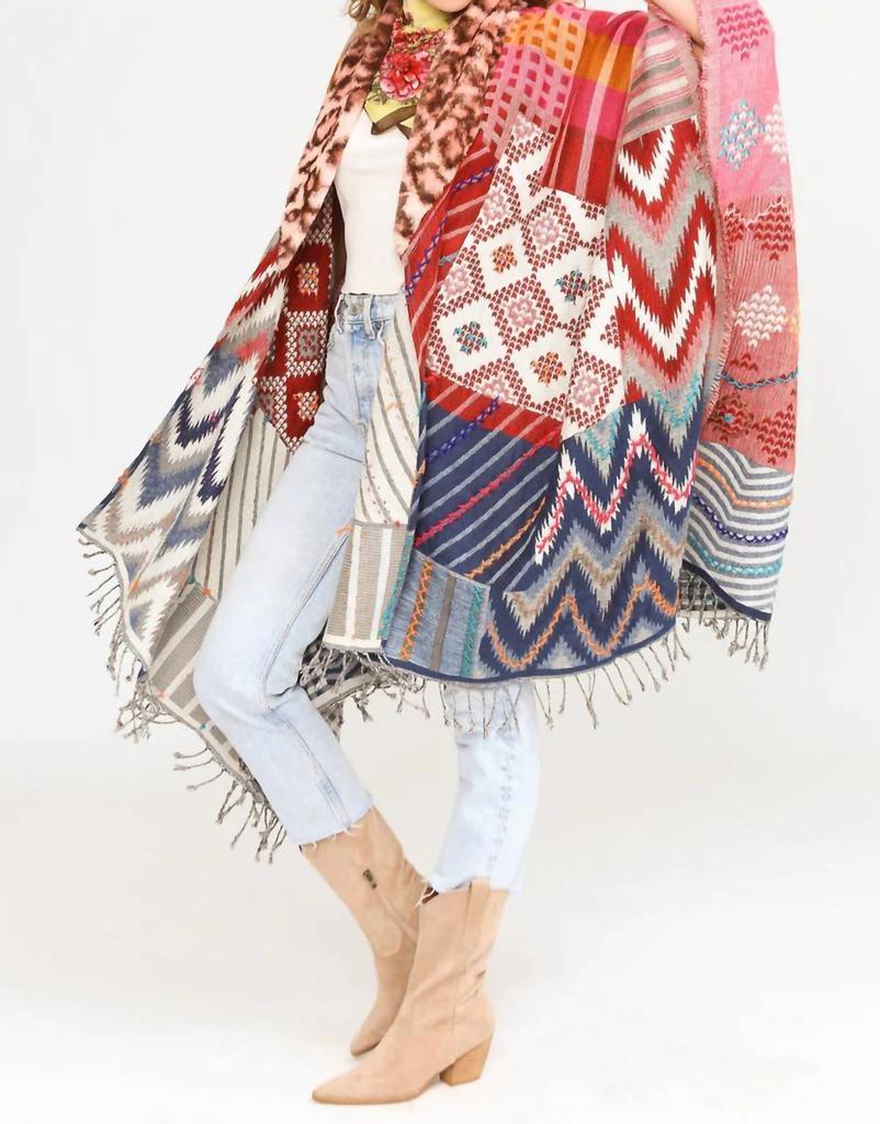 ARATTA Aratta - Noble Blanche Poncho