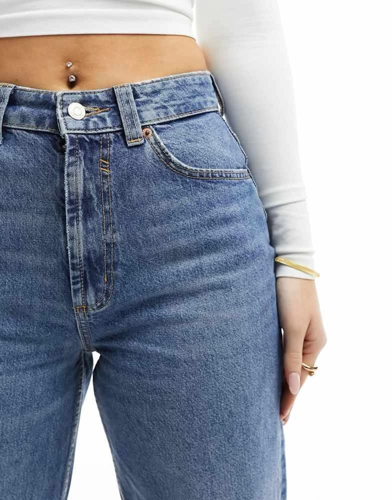 ASOS ASOS DESIGN Hourglass wide leg dad jeans in dark mid blue 4