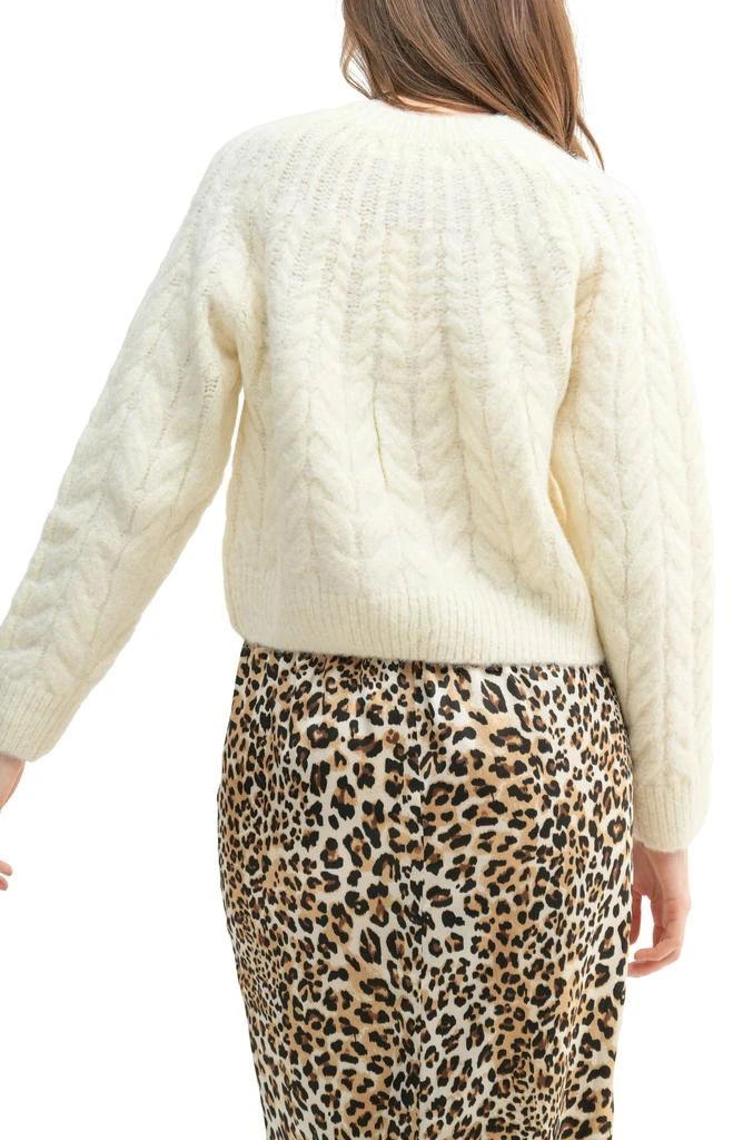 ALL IN FAVOR Boxy Cozy Cable Sweater 2
