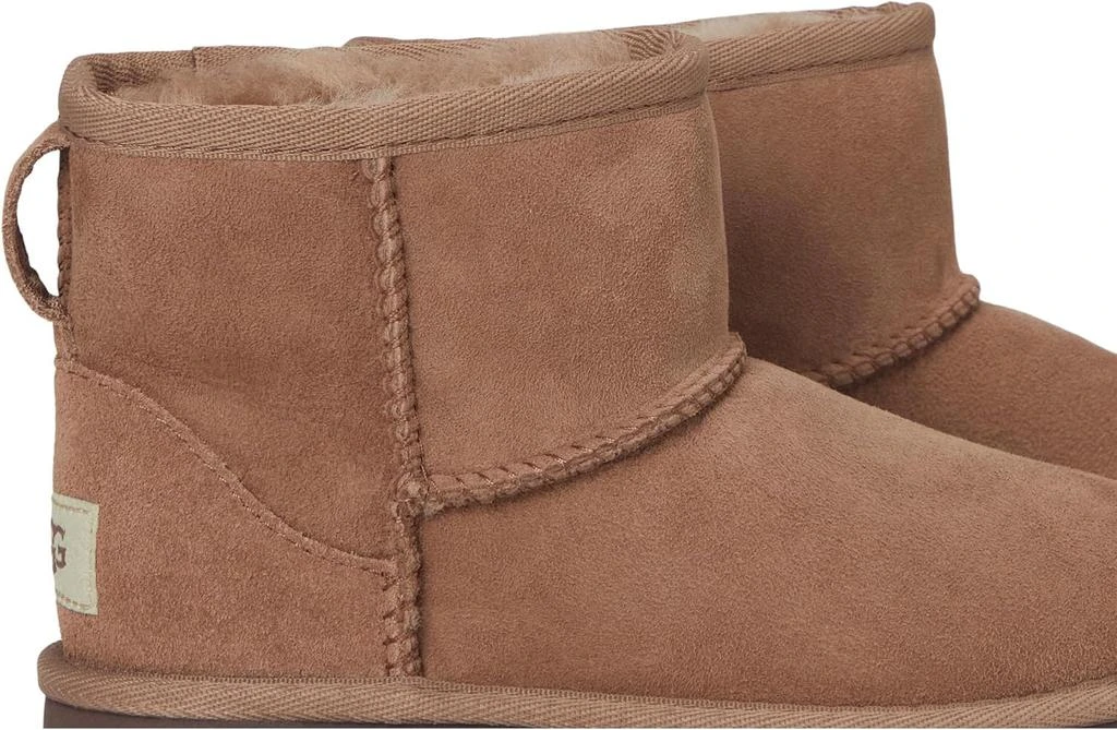 undefined UGG unisex-child Classic Mini Ii 6