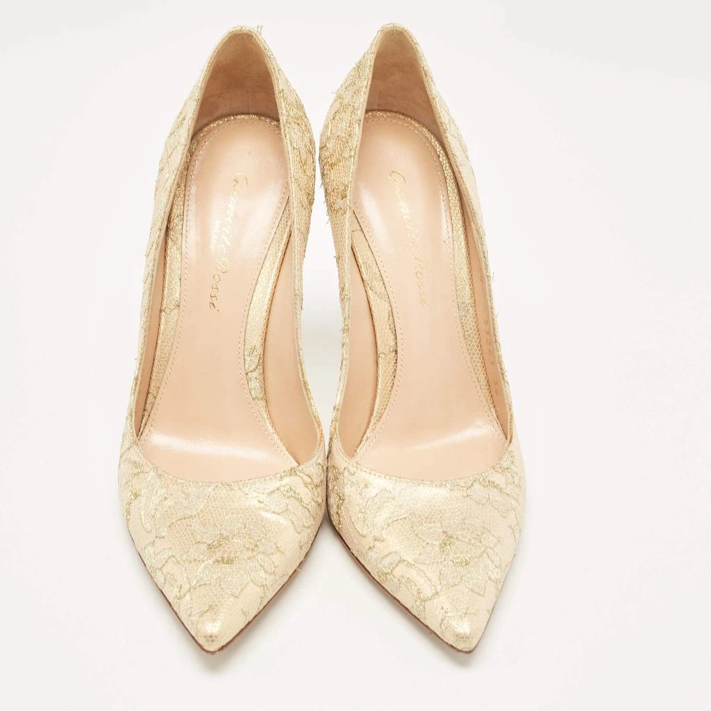 Gianvito Rossi Gianvito Rossi Gold Lace  Gianvito Pumps Size 36 3