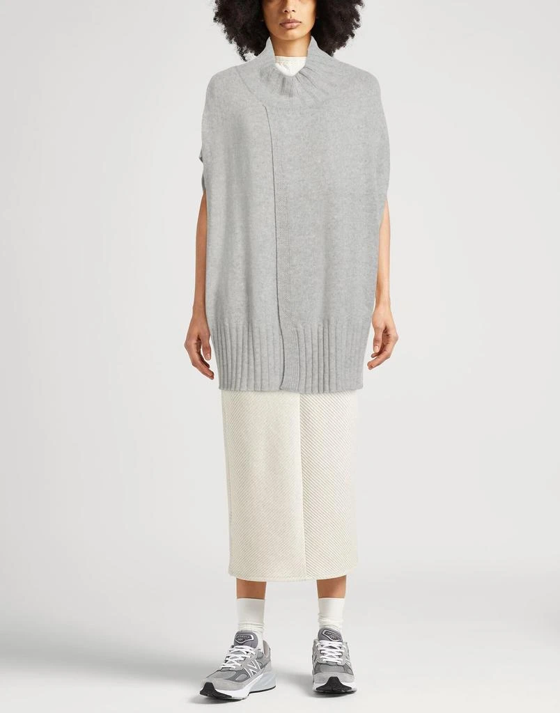 CARACTÈRE Turtleneck 2