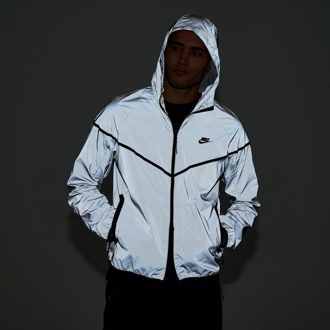 ナイキ テック メンズ ウーブン フラッシュ ジャケット Nike Tech Men's Woven Flash Jacket. Nike JP