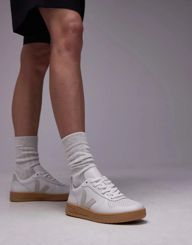 Veja VEJA V-10 trainer in extra white natural leather 3