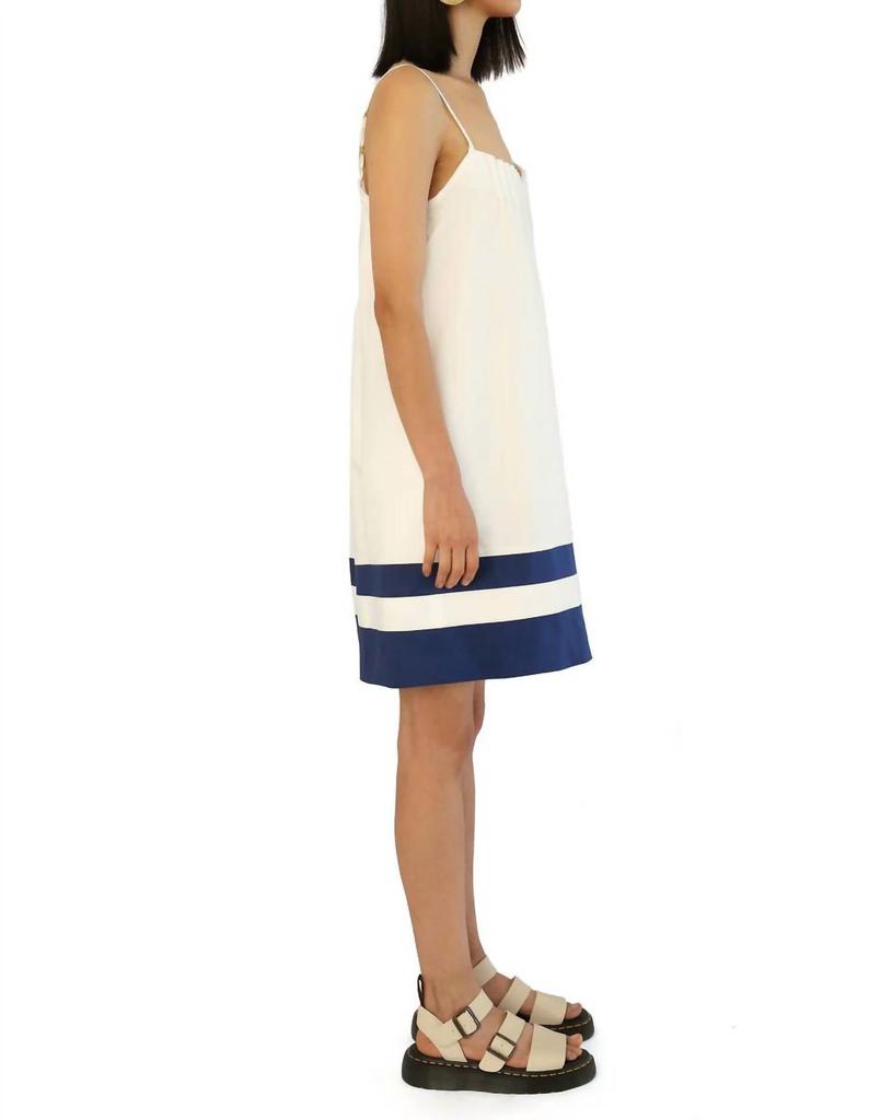 De Loreta Abelina Dress In White/navy