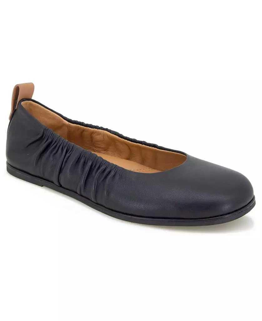 Gentle Souls Women's Mavis Ballet Flat Heel Sandal 1