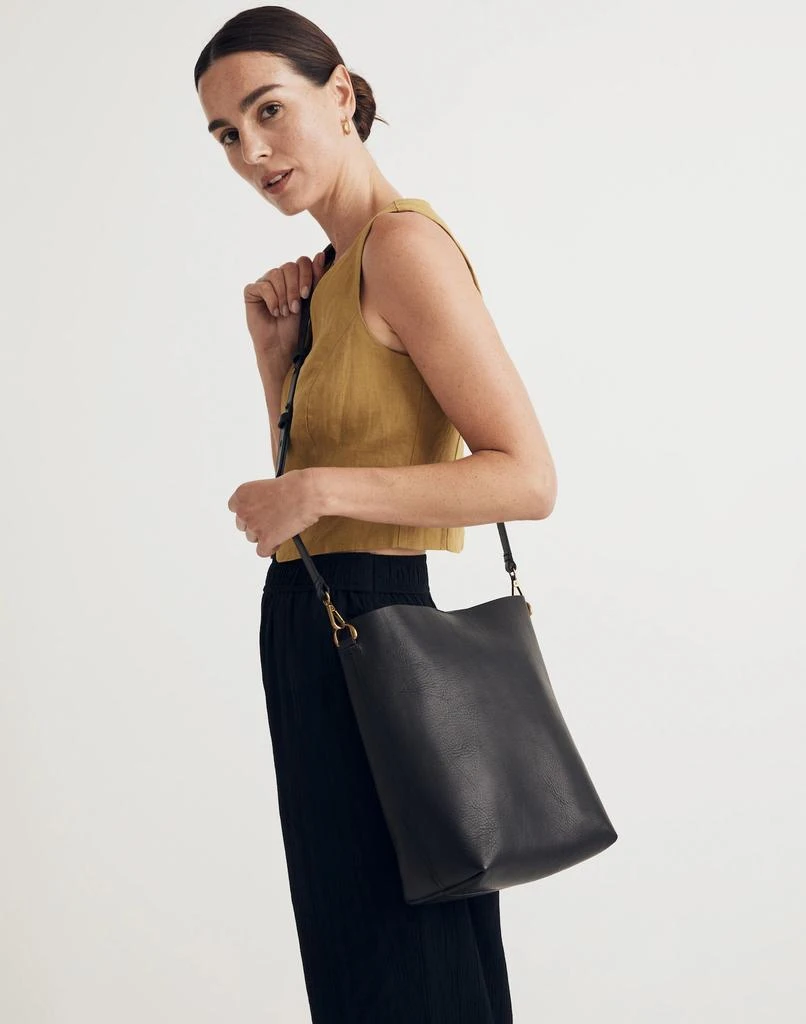 Madewell The Transport Bucket Bag 3