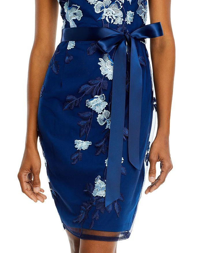 Adrianna Papell Embroidered Sheath Dress 6