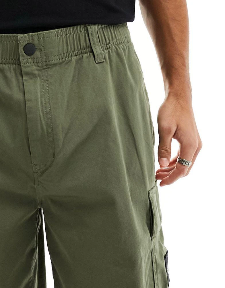 Calvin Klein Calvin Klein Jeans cargo shorts in olive green 3
