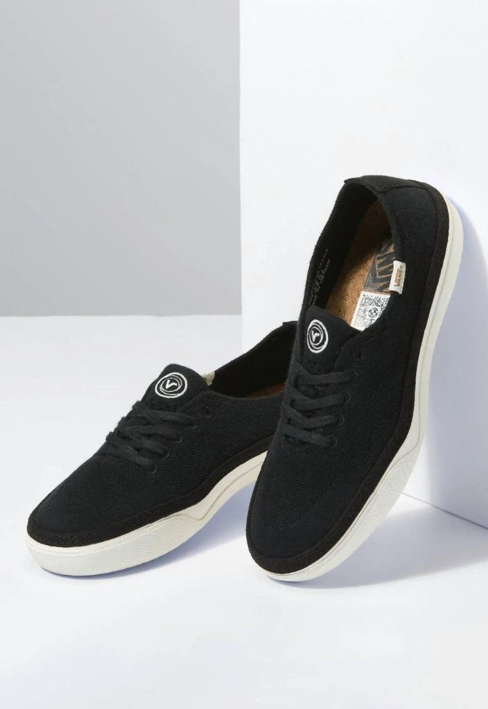 Vans Vans - Men
s Circle Vee Sneaker 4