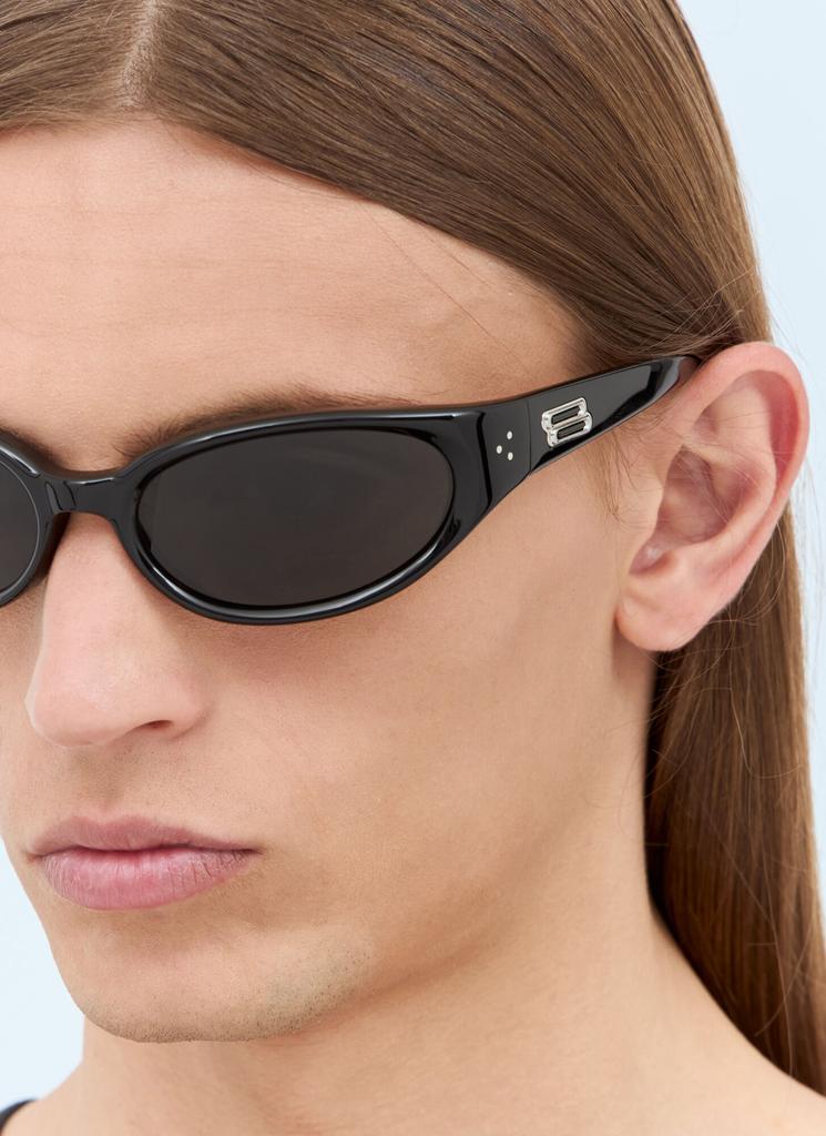GENTLE MONSTER Young 01 Sunglasses - Sunglasses - BeyondStyle GENTLE MONSTER Young 01 Sunglasses - Sunglasses - BeyondStyle