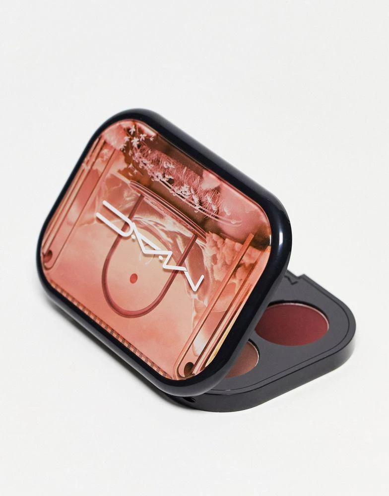 MAC MAC Connect In Colour 6-Pan Eyeshadow Palette - Embedded In Burgundy 3