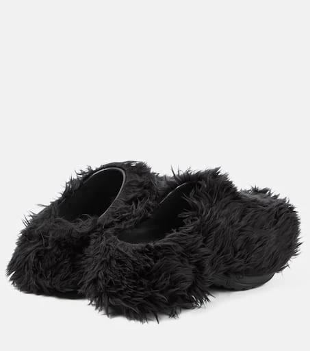 Balenciaga x Crocs faux fur slides 3