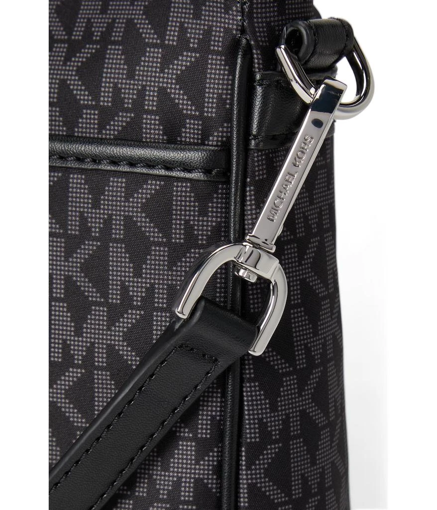 Michael Kors Jet Set Charm Large North/South Crossbody 4