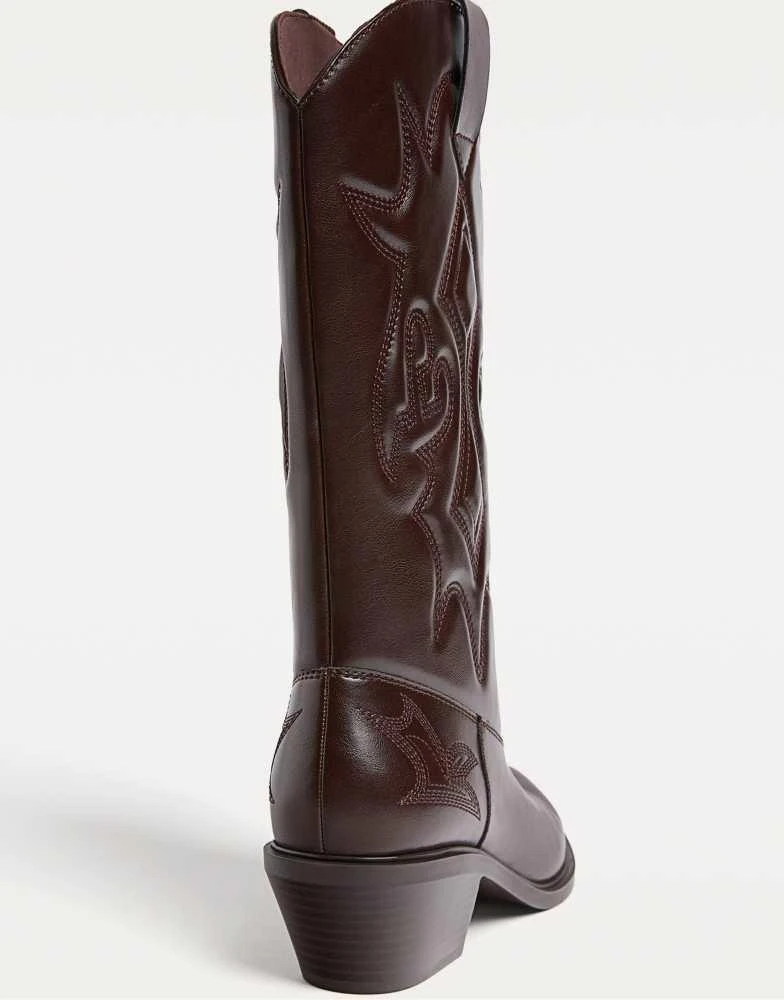 Stradivarius Stradivarius heeled cowboy boots in brown 2
