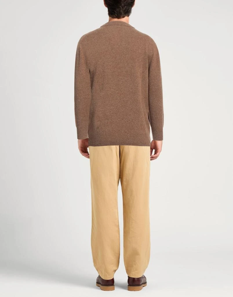 HOWLIN' Sweater 3