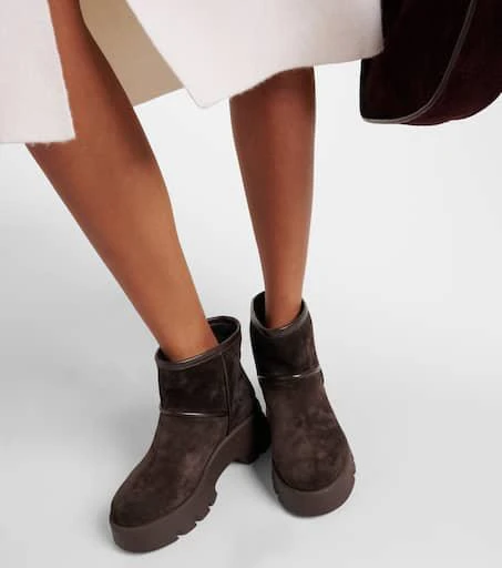 Gianvito Rossi Stormy suede ankle boots 4