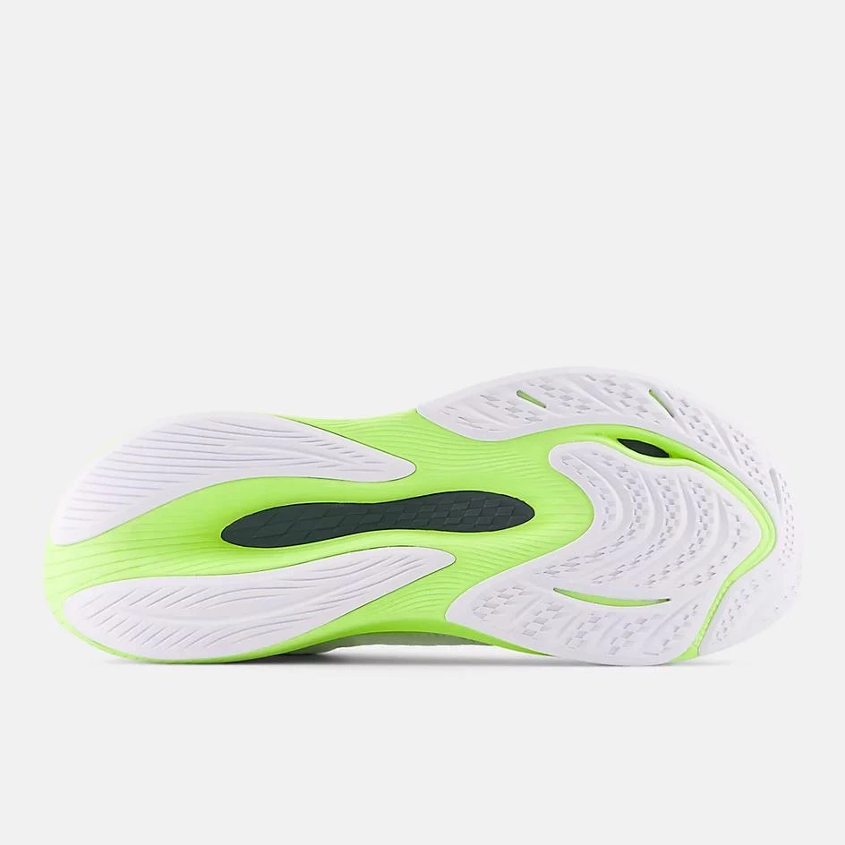 New Balance FuelCell Propel v4 5