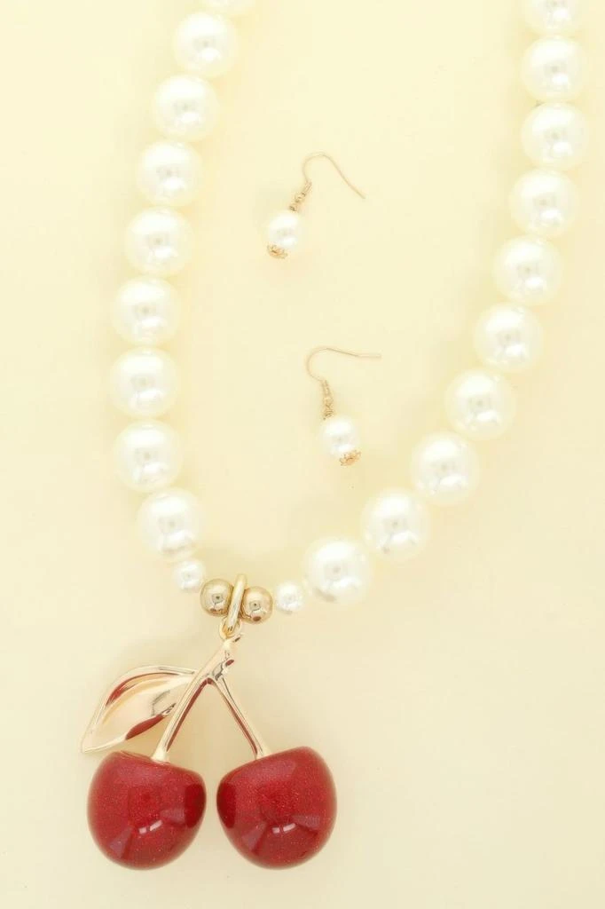 TRUEDAMES Cherry Pendant Pearl Necklace Set