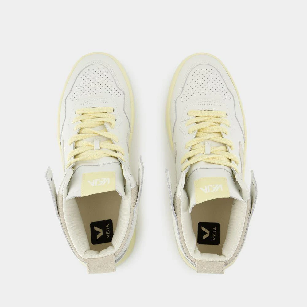 Veja V-95 SNEAKERS 4