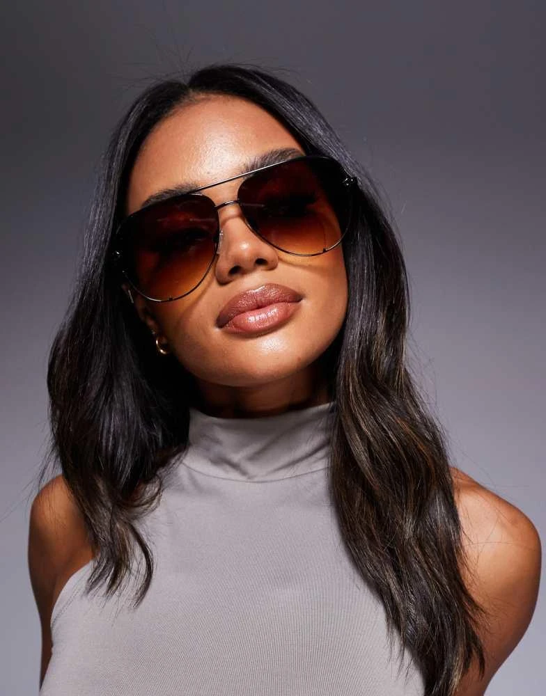 Quay Quay high key metal aviator sunglasses in black with  display picture 1