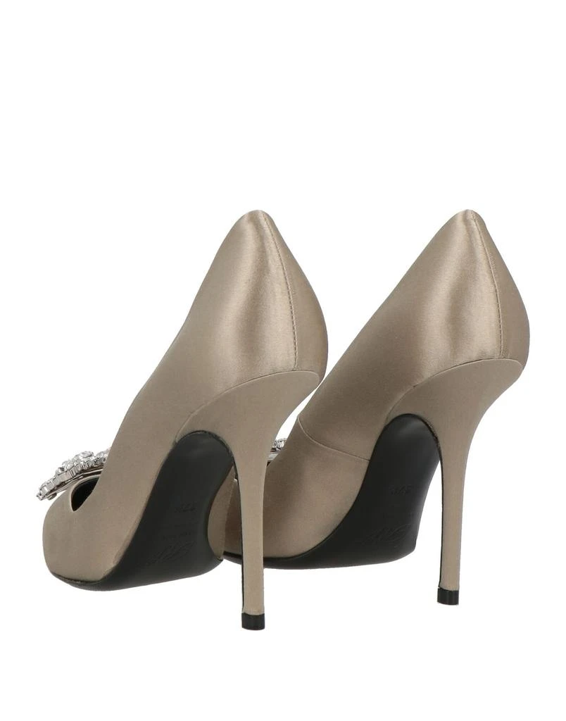 Roger Vivier Pump 3