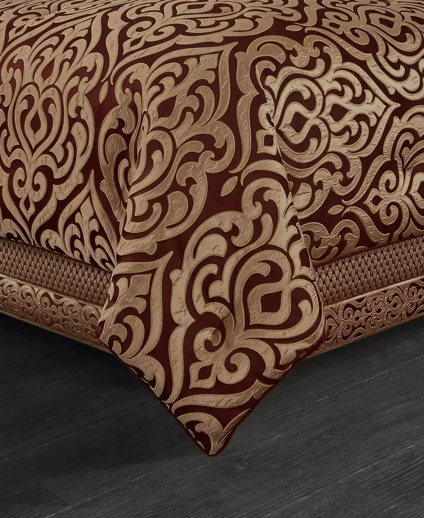 J Queen New York Renzo 4-Pc. Comforter Set 4