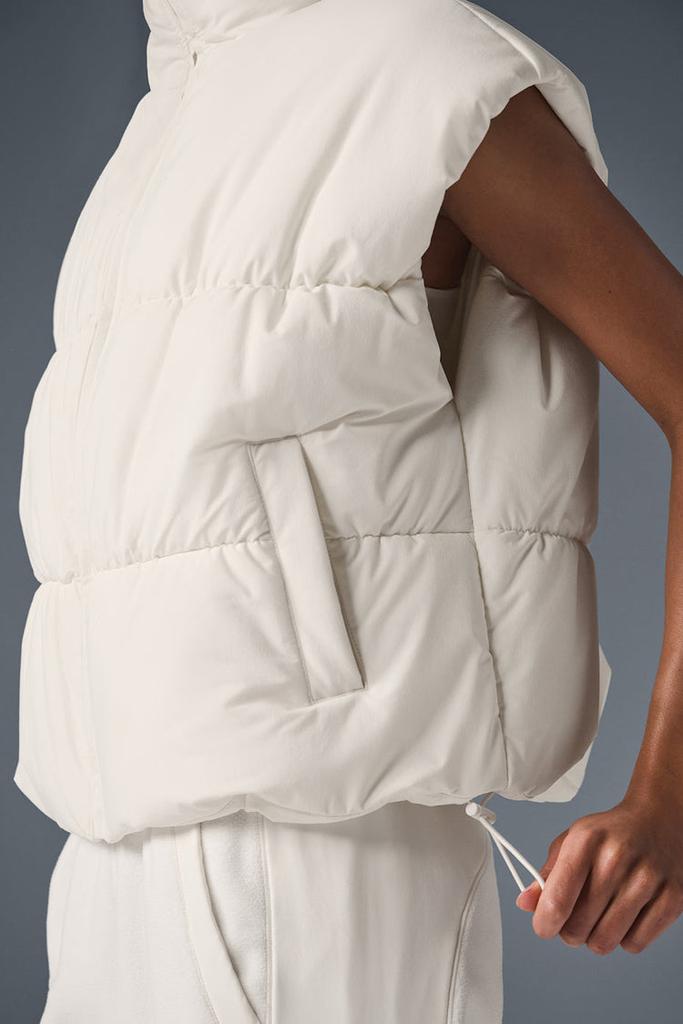 Alo Incline Puffer Vest - Ivory