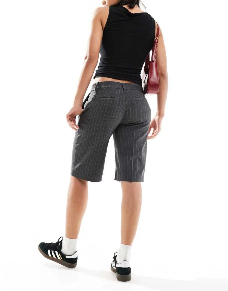 Weekday Weekday Esi tailored shorts in grey pinstripe 2