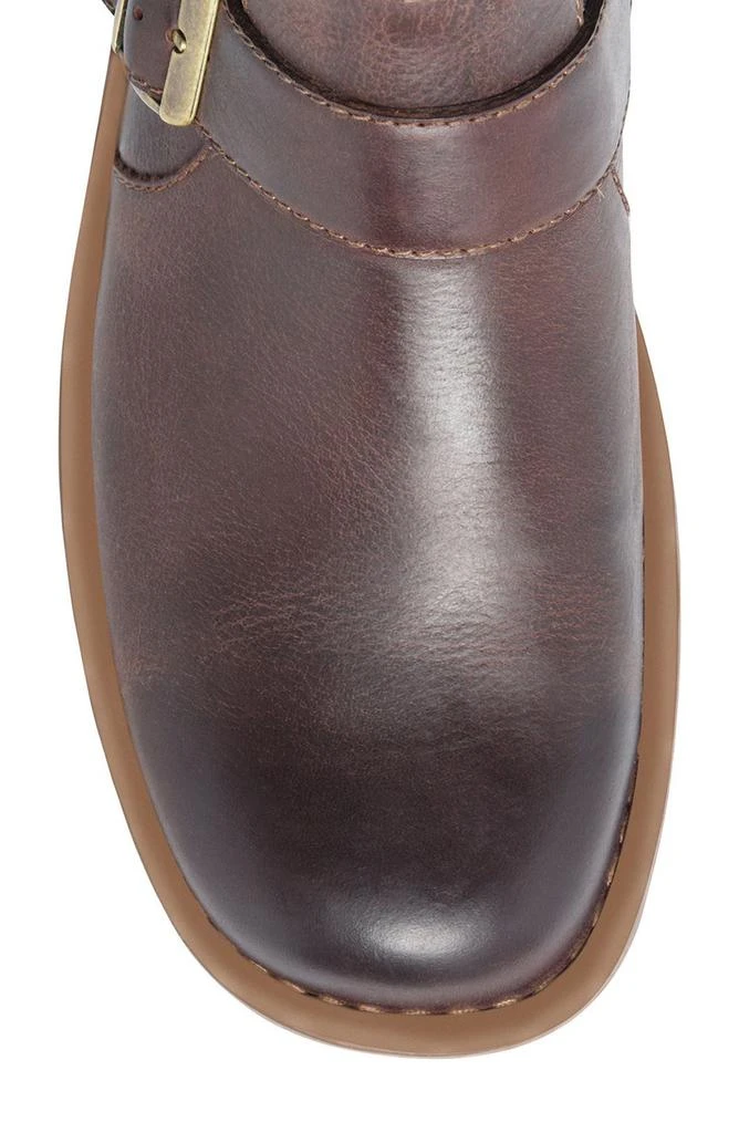 Born Hayes Zip Boot 6