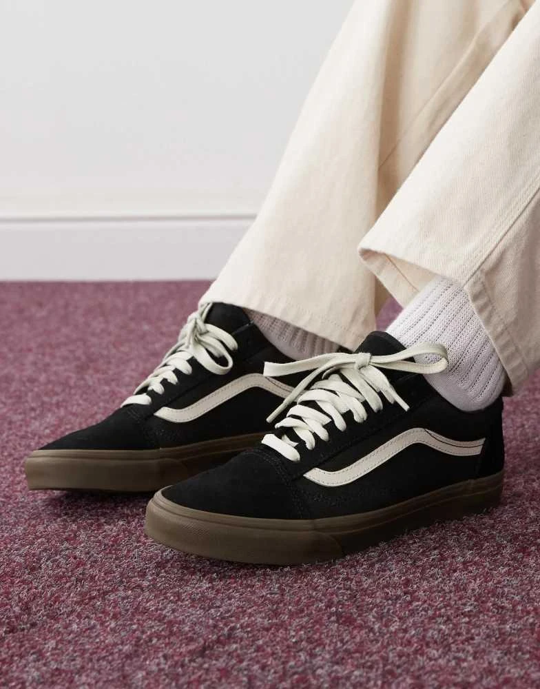 Vans Vans Old Skool heavy canvas trainers in black with gum sole 1