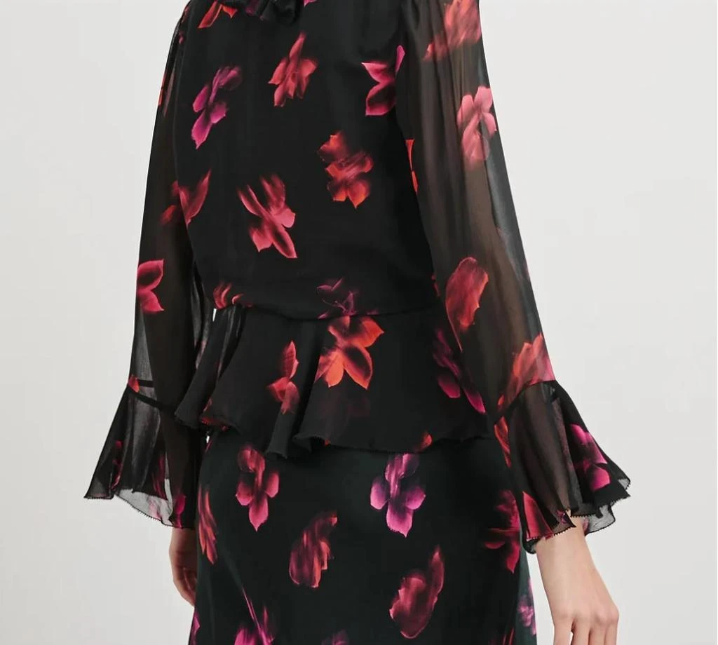 Rails Nicoletta Top In Darl Azalea 4