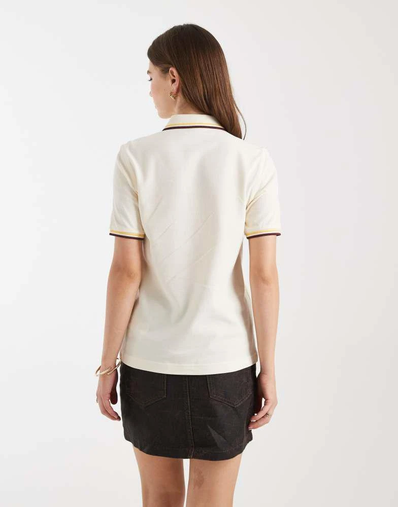 Fred Perry Fred Perry twin tipped logo polo shirt in ecru 3