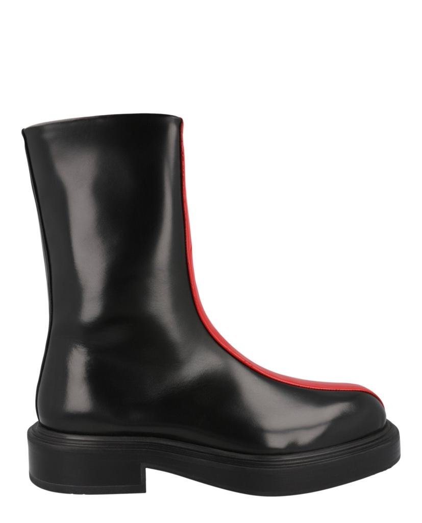 【送料&関税込】Ferragamo Calfskin Boot Ferragamo Calfskin Boot | italist