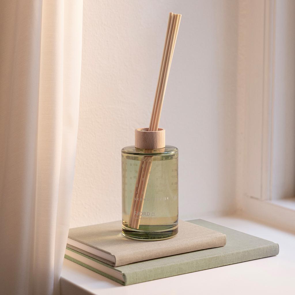 SKANDINAVISK SKANDINAVISK Clear Glass Reed Diffuser - Fjord - 200ml
