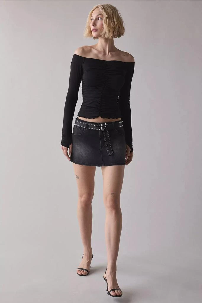 Urban Renewal ReMADE By UO Remnants Ruched Off-The-Shoulder Top 3