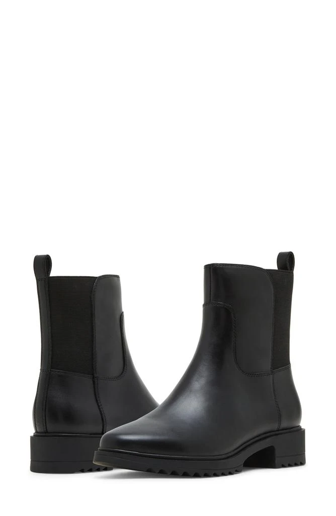Blondo Colbee Waterproof Ankle Boot 8