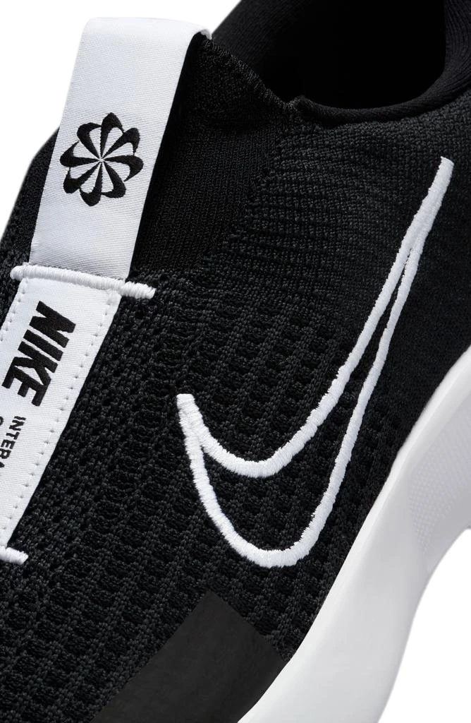 NIKE Interact Run EasyOn Running Sneaker 9