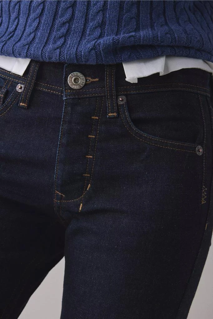 BDG BDG Teo Relaxed Low-Rise Bootcut Jean 4