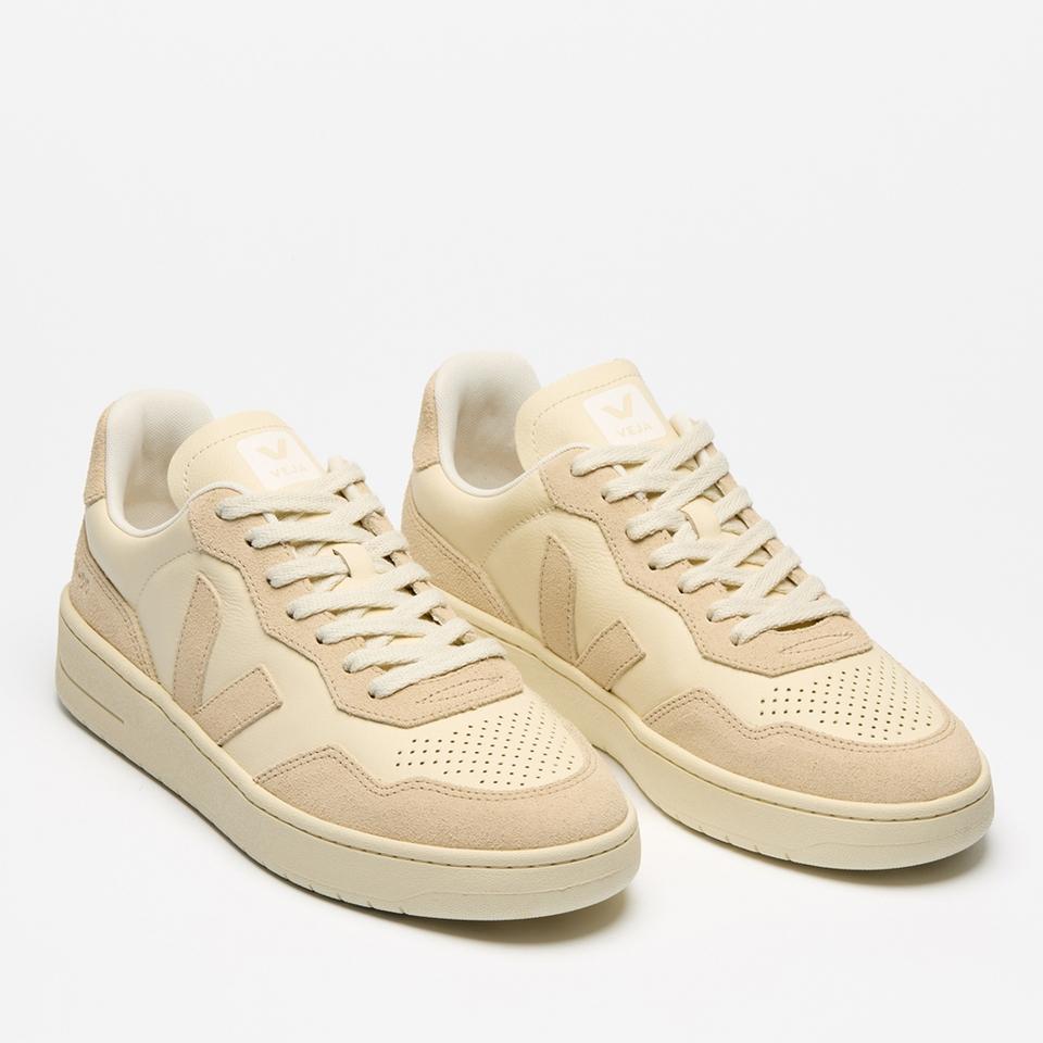 Veja VEJA WOMEN'S V-90 BASTILLE LEATHER TRAINERS
