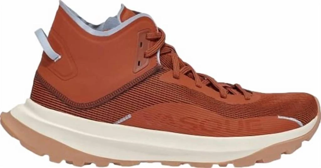 Vasque Women’S Here Hiking Boots - Medium In Mocha Bisque 1