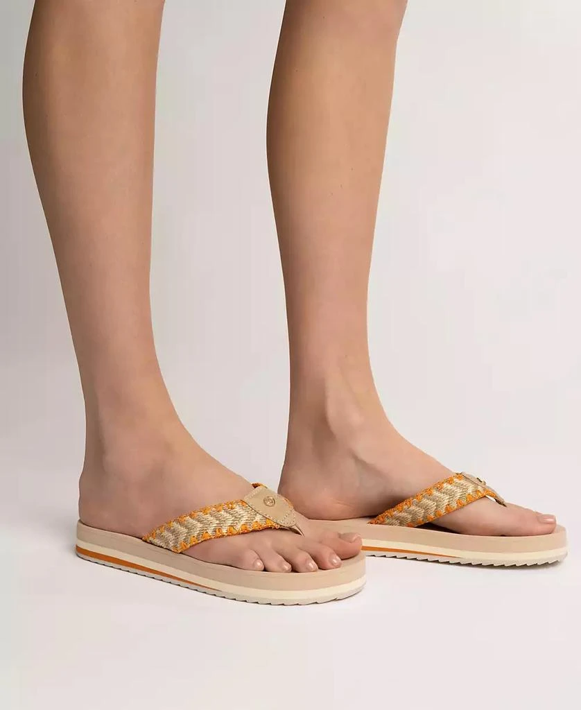 Journee Collection Women's Eloddie Slip-On Beach Sandals 6