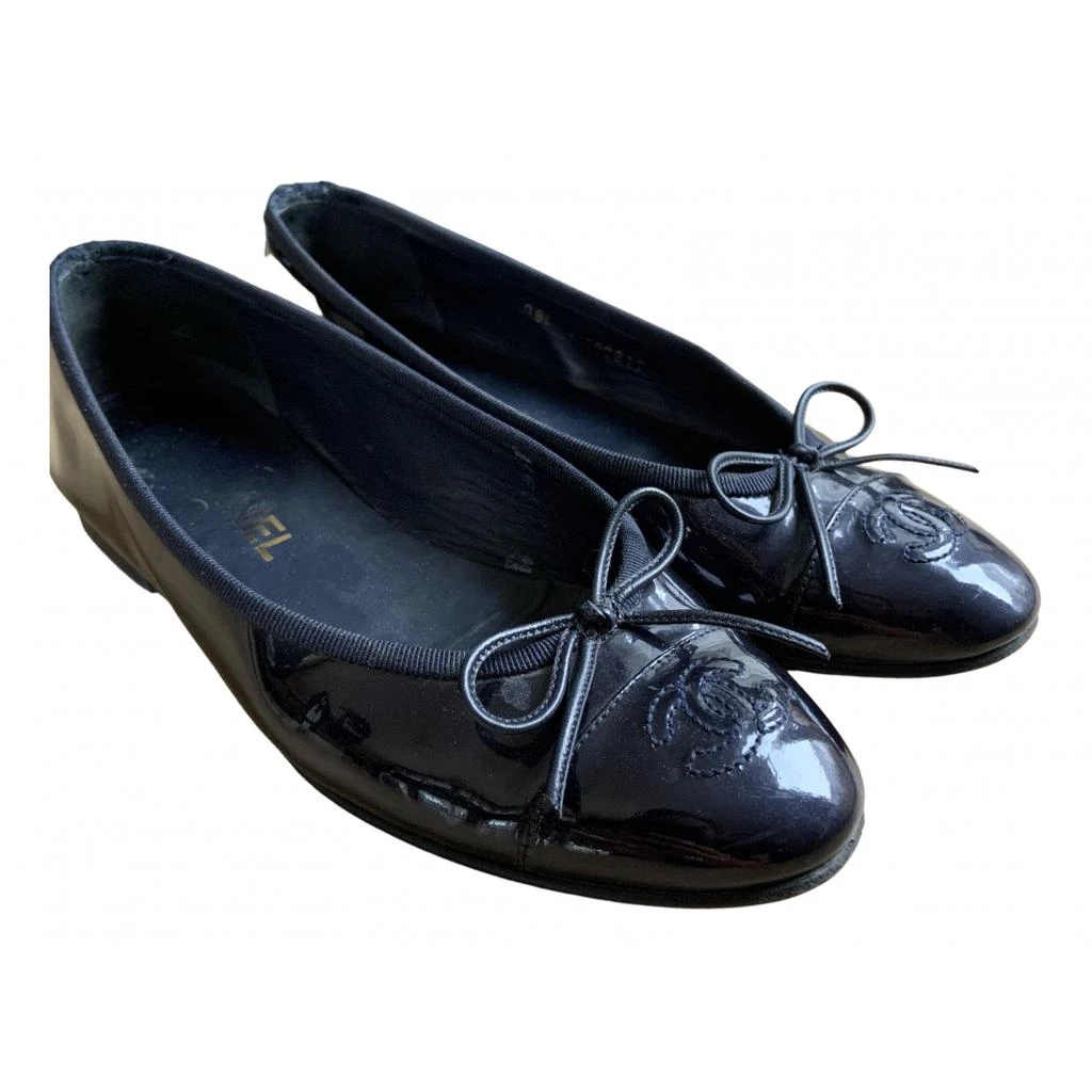 Chanel Chanel Cambon patent leather ballet flats 1